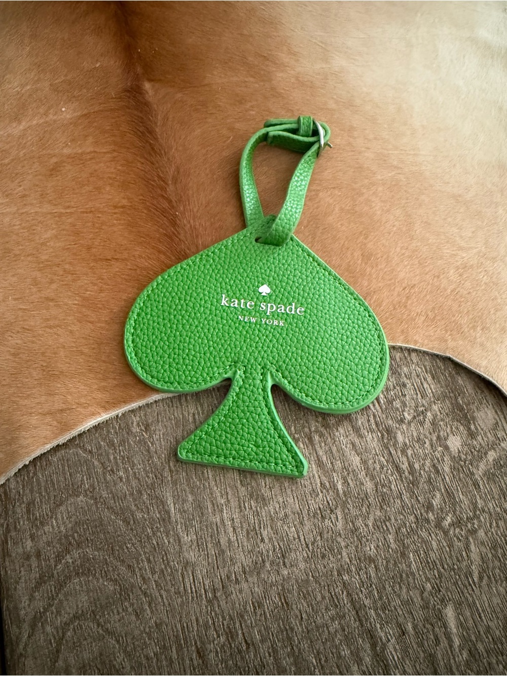 NWOT Kate Spade New York Green Spade Luggage Tag